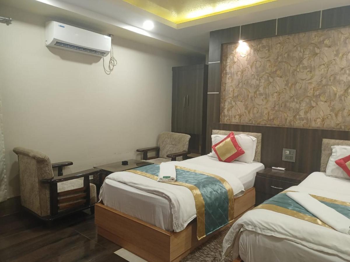 The Brahmaputra Hotel Dhubri Экстерьер фото